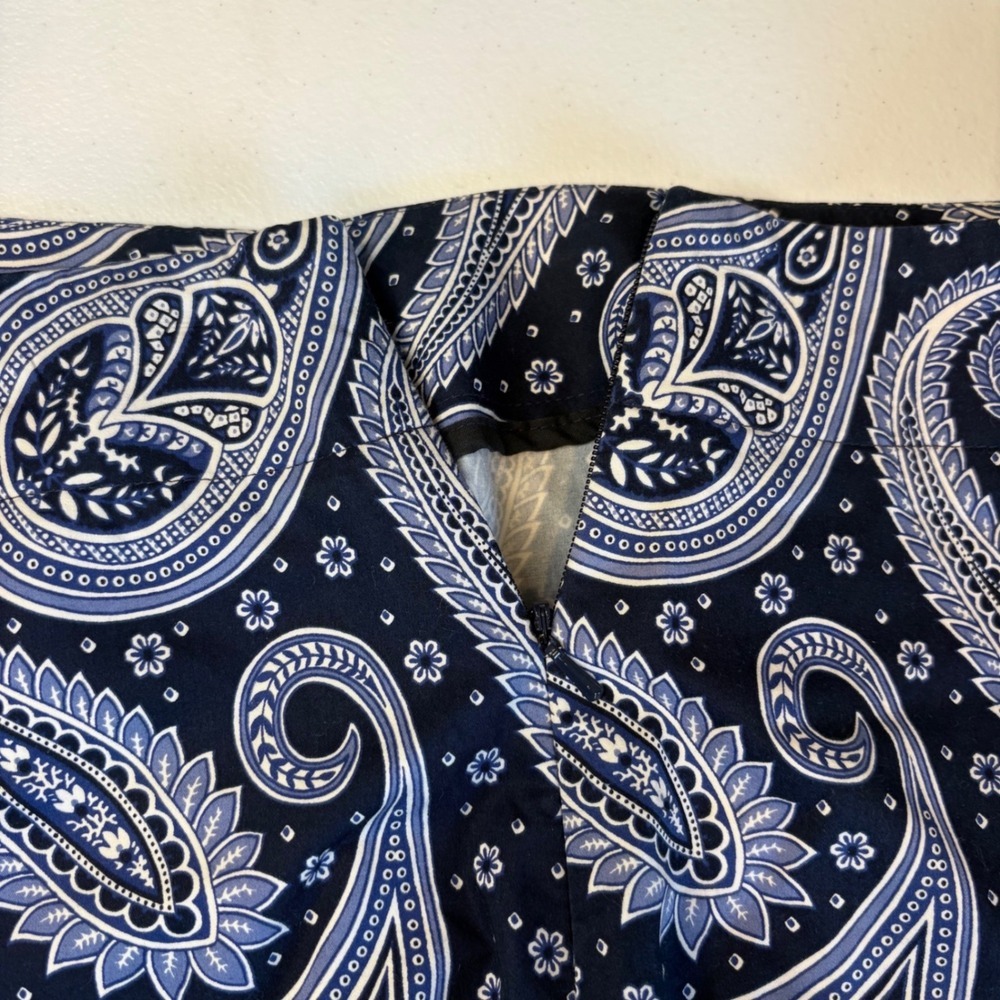 Liz Claiborne Navy Blue Paisley Cotton Pencil Skirt Size 12 Knee Length Slit - Picture 3 of 5